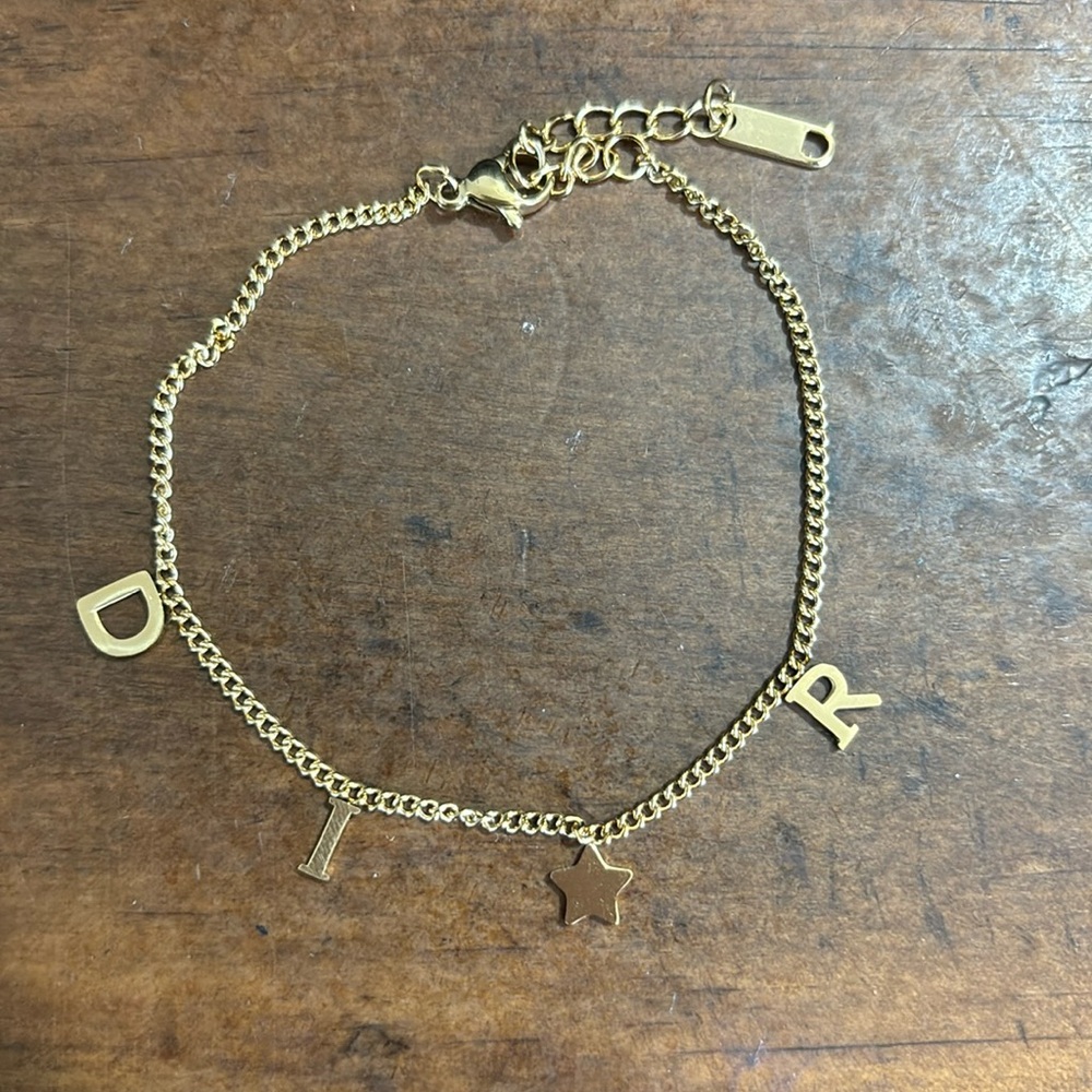 Star bracelet